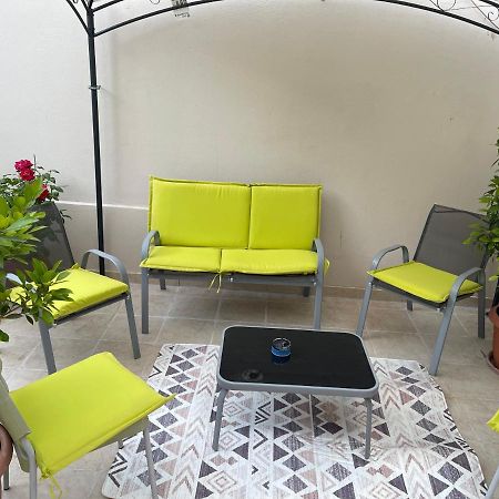 Cozy Minimal Apartment Piraeus Ngoại thất bức ảnh