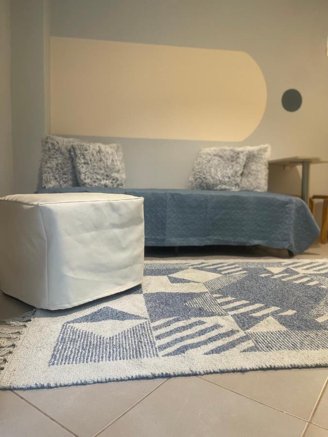 Cozy Minimal Apartment Piraeus Ngoại thất bức ảnh