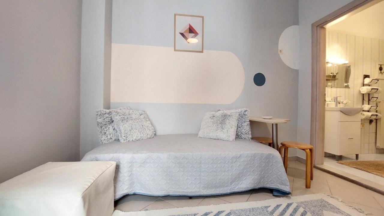 Cozy Minimal Apartment Piraeus Ngoại thất bức ảnh