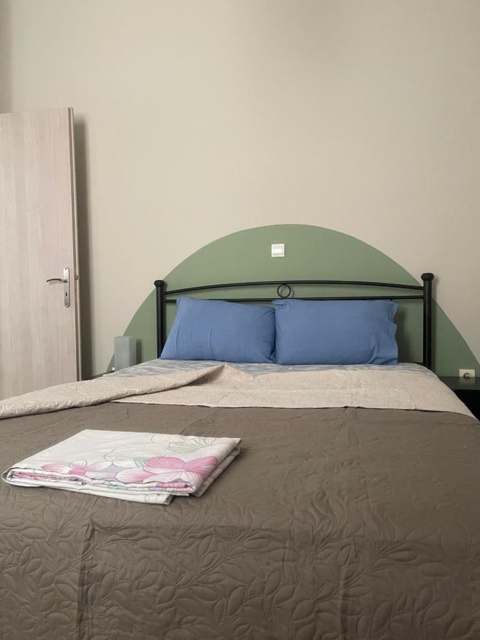 Cozy Minimal Apartment Piraeus Ngoại thất bức ảnh