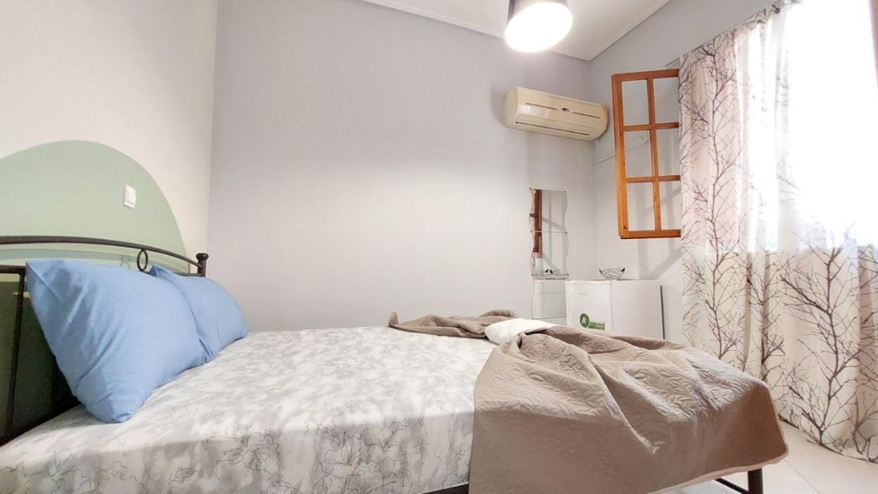 Cozy Minimal Apartment Piraeus Ngoại thất bức ảnh