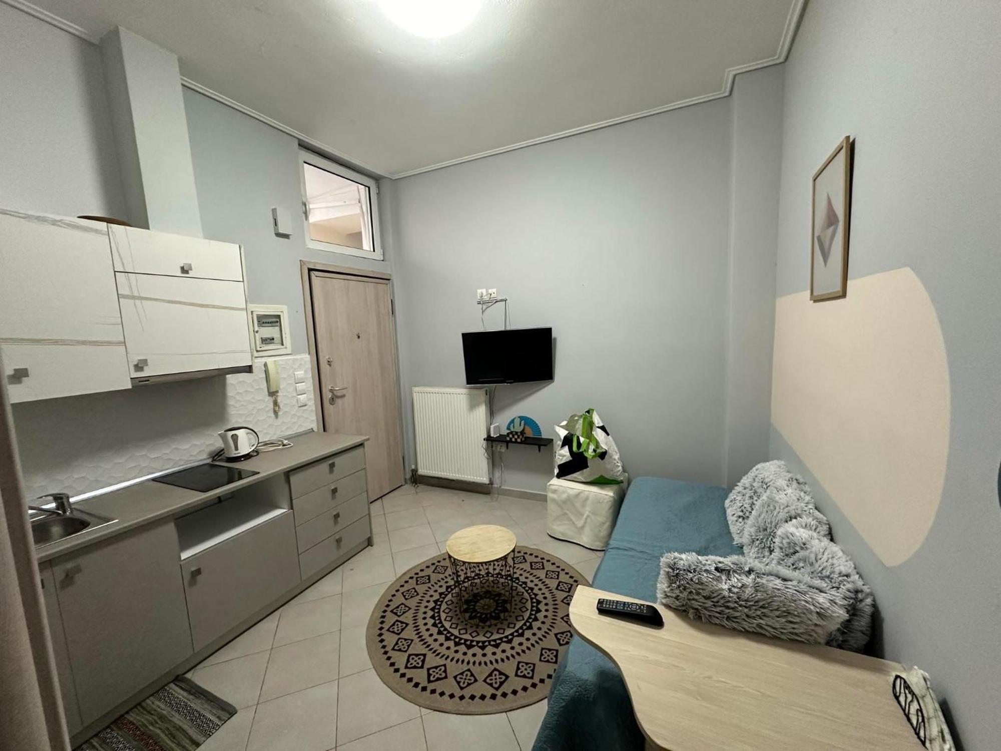 Cozy Minimal Apartment Piraeus Ngoại thất bức ảnh